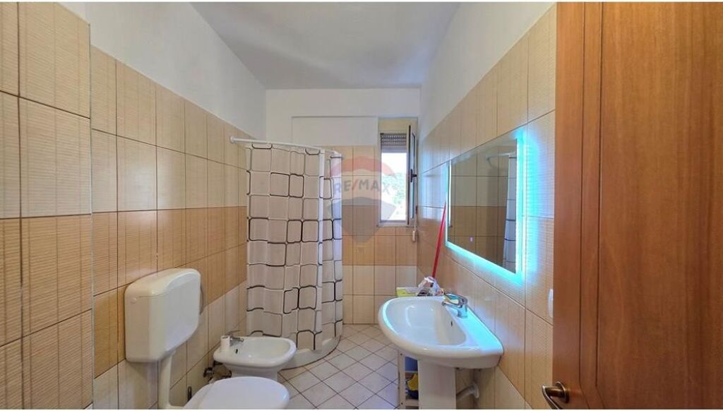 🏡 APARTMENT 1+1 FOR SALE – LUNGOMARE, VLORË