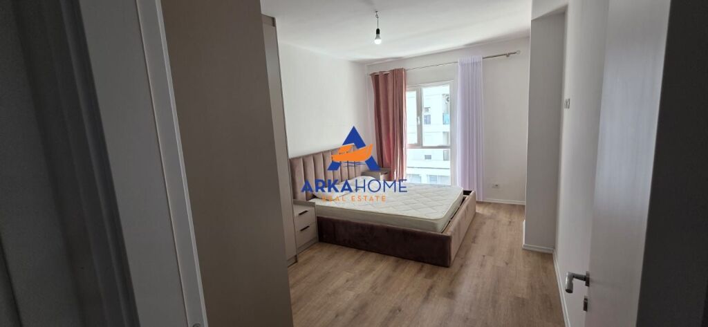 AFFITTASI APPARTAMENTO 2+1+BALCONE "UNIVERS CITY" 50.000 LEKE