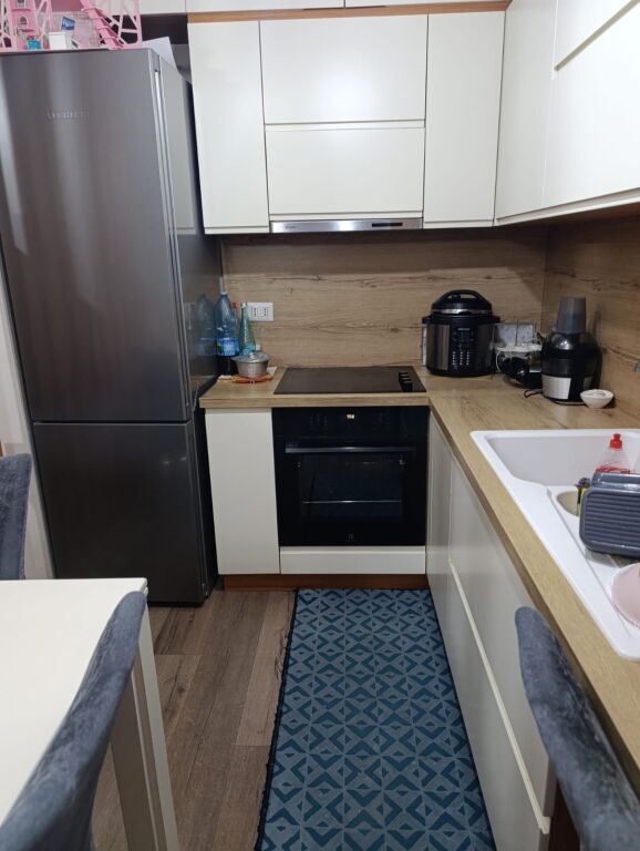 Jepet me qera 1+1 te Tower Bridge komisariati 4