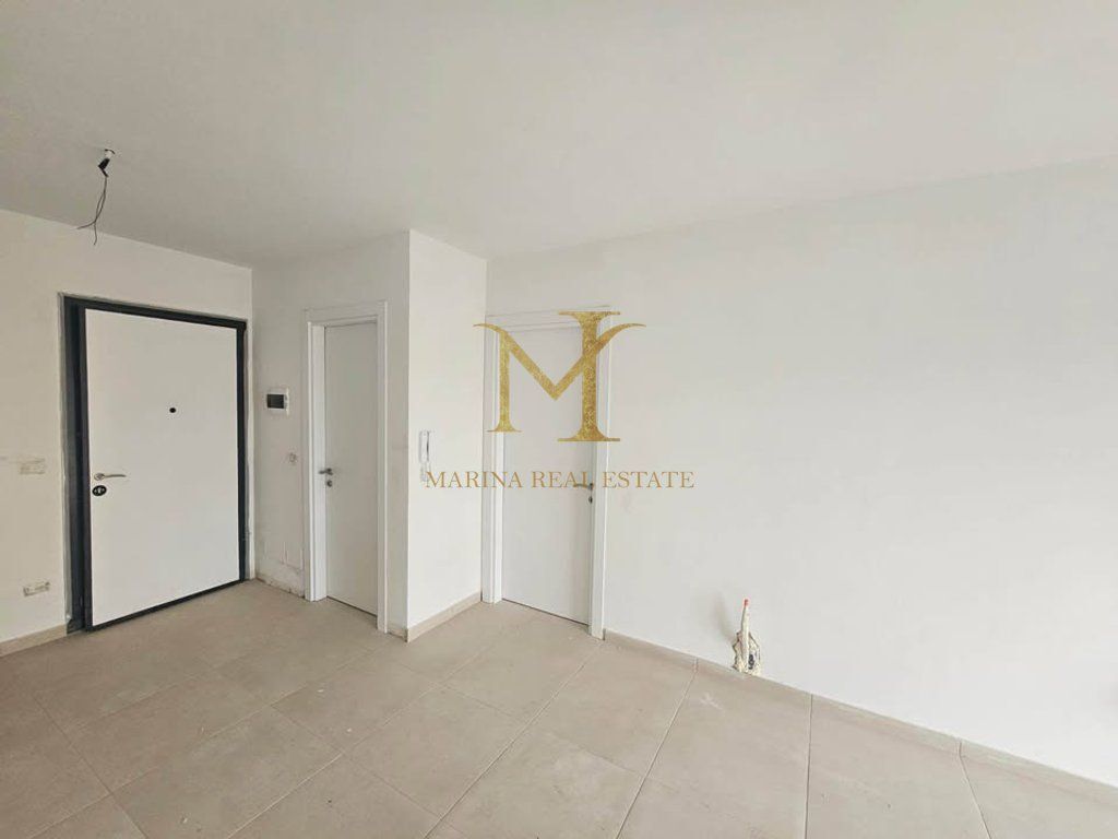 Shitet Apartament 1+1 tek Adriatic Garden Residence, Golem