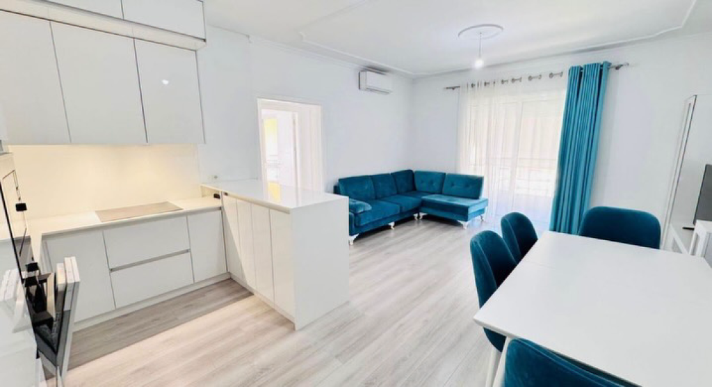 21 DECEMBER, after CIVIL ENGINEERING, we sell 2+1+2 apartment with garage