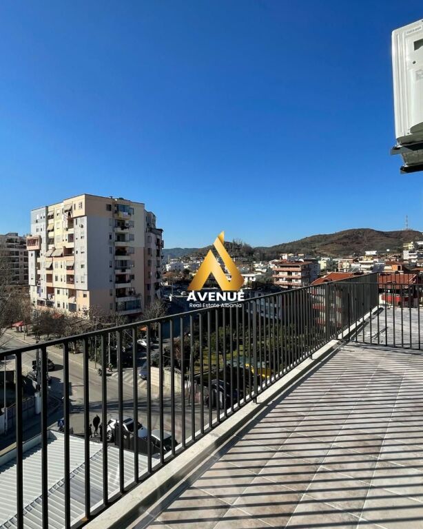 Apartament 2+1 me qira  ne Yzberisht, prane Grand Gallery, Tirane
