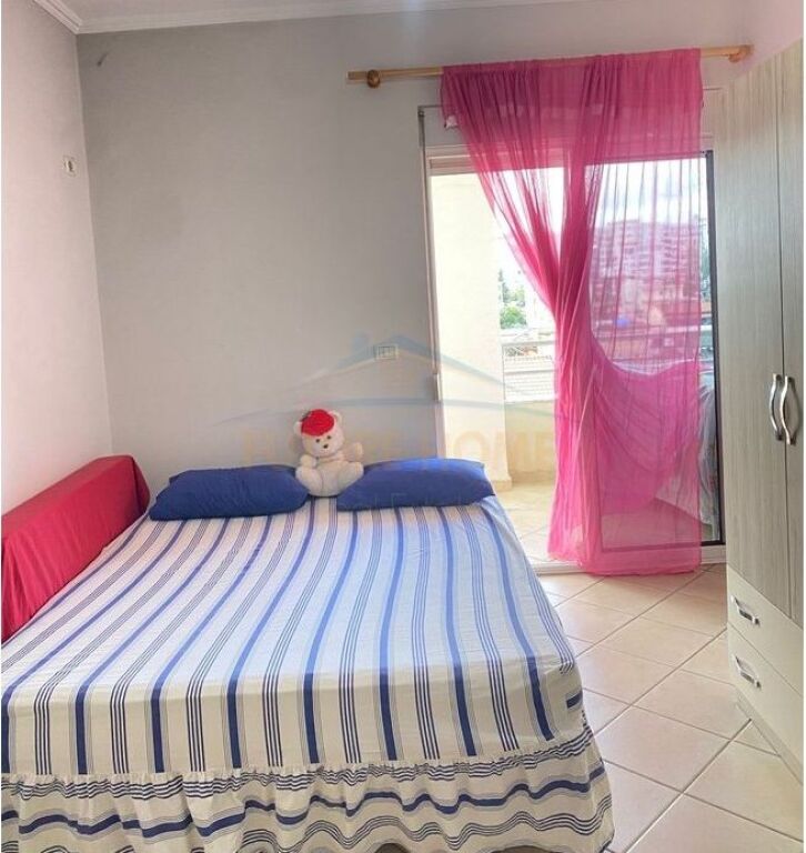 In vendita, Appartamento 2+1 + Veranda, Unaza e Re