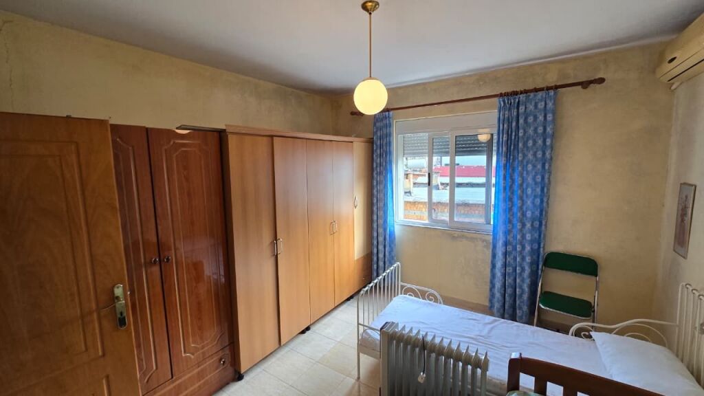 1+1 for sale in Ali Dem