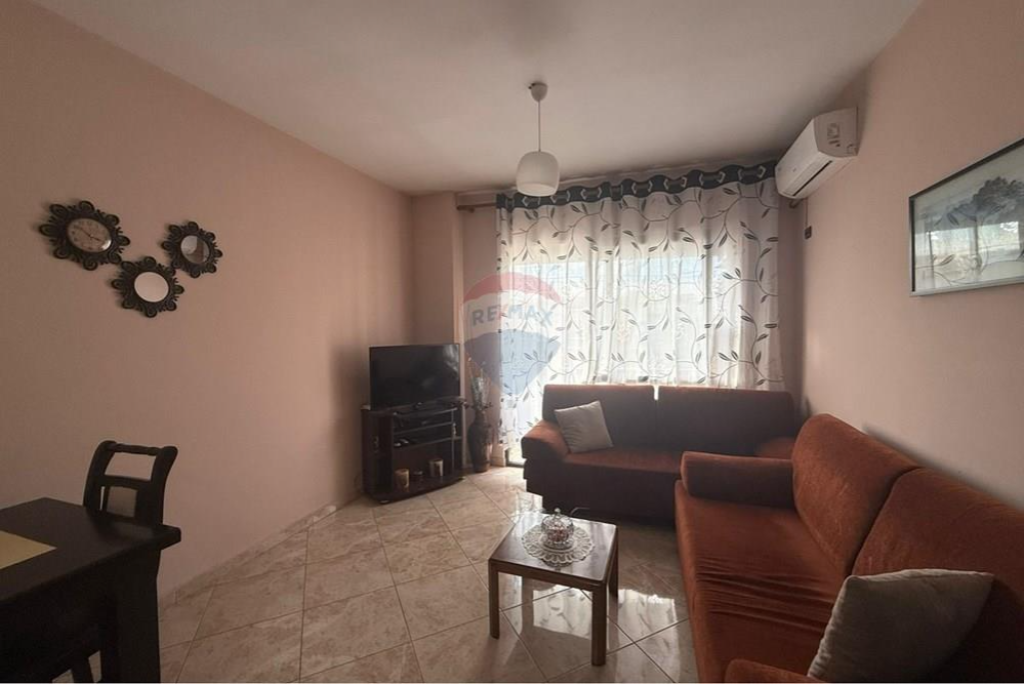 Appartamento in affitto 1+1 ad Astir