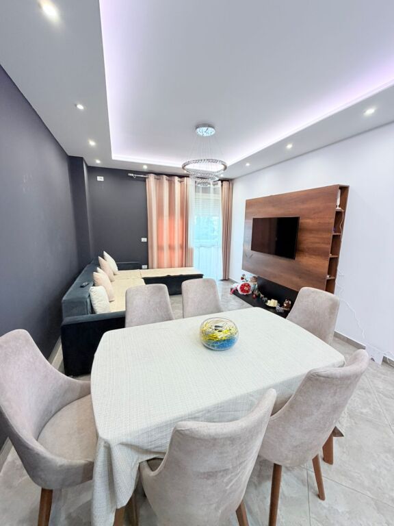 VENDESI APPARTAMENTO 2+1 SPITALLE,DURRES