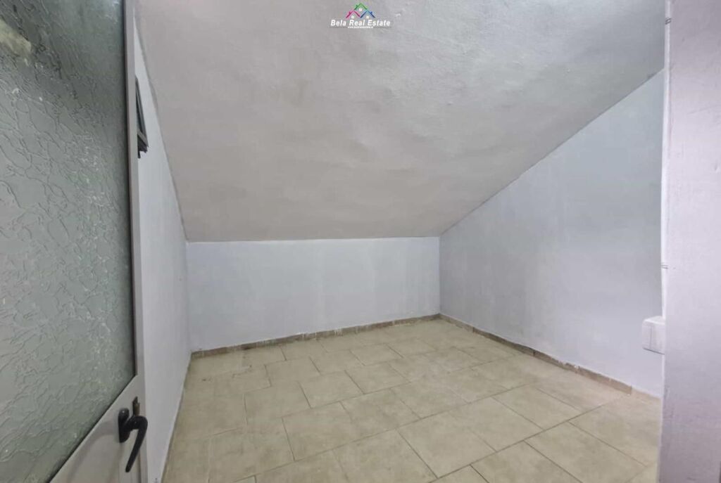 Shop For Rent At Brryli ( ID BD21879)Tirane