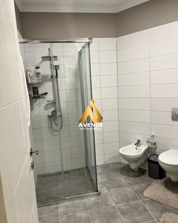 Apartament 2+1 me qira  ne Yzberisht, prane Grand Gallery, Tirane