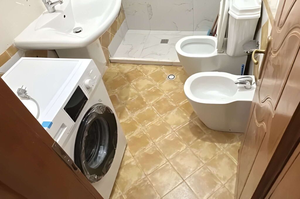 Jepet Apartament 2+1 me qira – Materniteti i Ri, afer Pasticeri Tito !