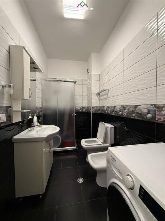 Appartamento In Affitto 2+1 al Complesso Golden Park (ID B2201231) Tirana