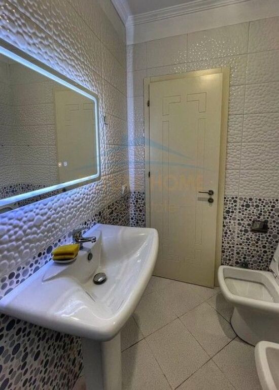 Rent, Apartment 2+1+2, Selitë