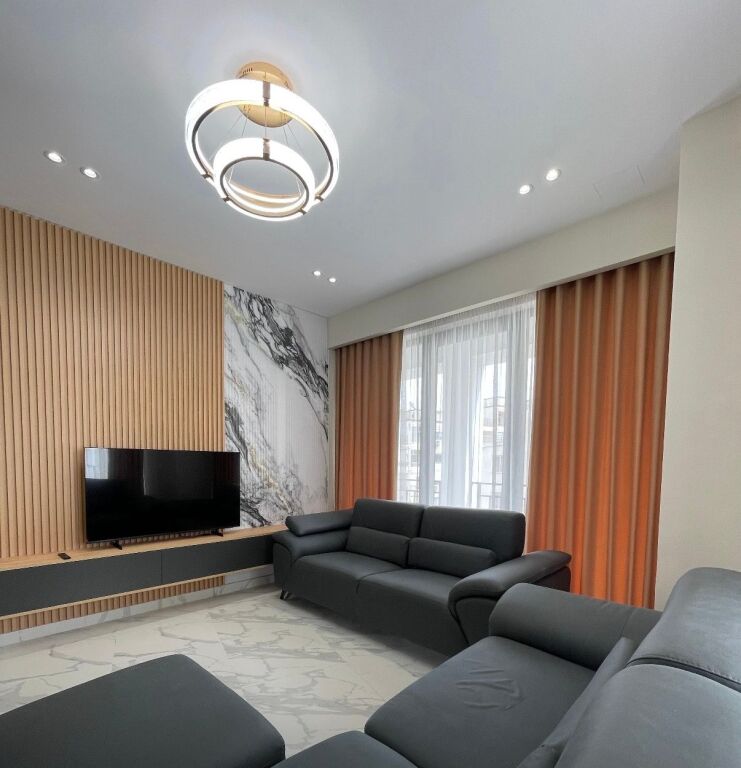 Appartamento in vendita 2+1+veranda ad Astir