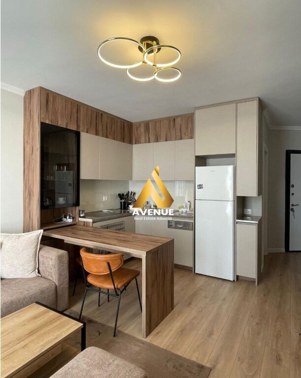 Apartament 2+1 me qira  ne Yzberisht, prane Grand Gallery, Tirane