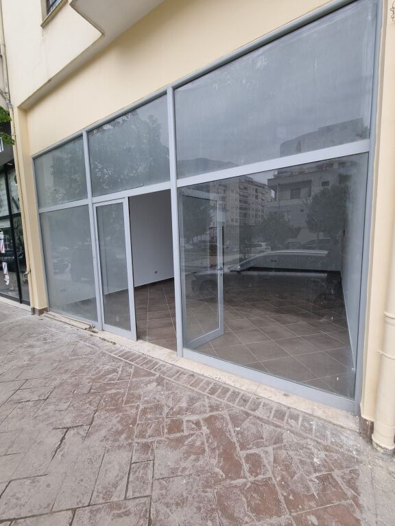 QERA, AMBIENT BIZNESI, ASTIR, TIRANË