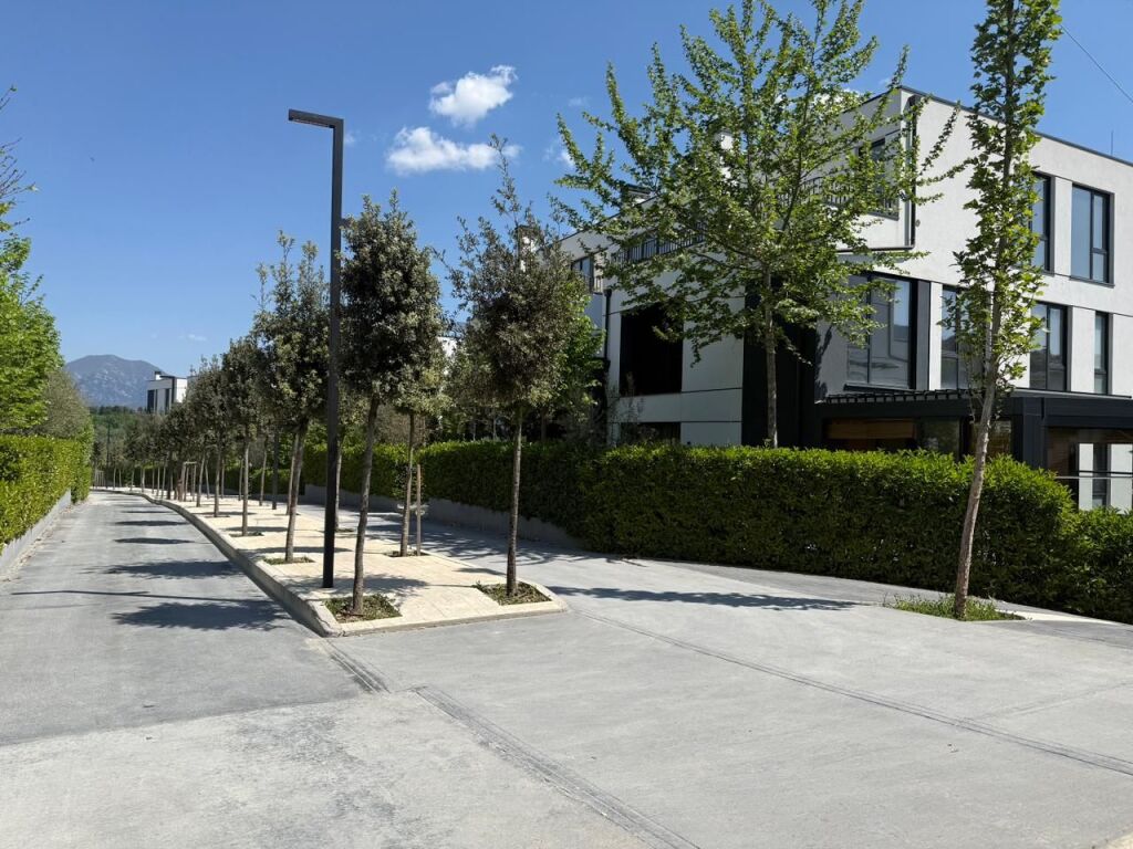 APPARTAMENTO 3+1+2+POSTO AUTO IN AFFITTO, "FOREST RESIDENCE", LAGO ASCIUTTO!