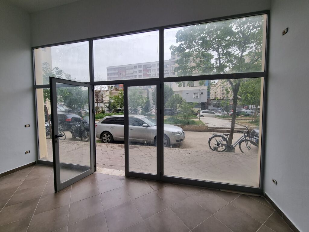 QERA, AMBIENT BIZNESI, ASTIR, TIRANË