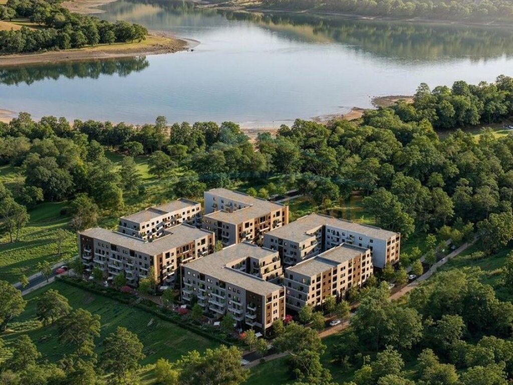 In vendita, Appartamento 1+1+Veranda, Residenza Kodra e Liqenit, Paskuqan, Tirana.