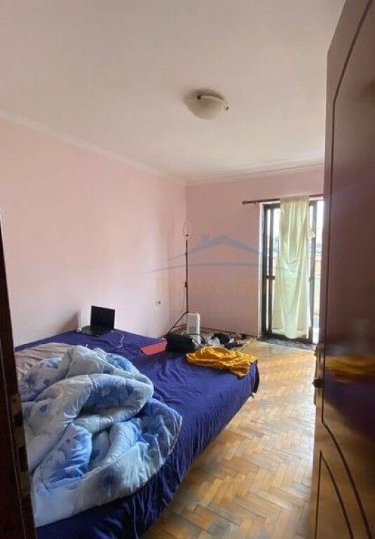 In vendita, Appartamento 2+1, Via Barrikadave, Tirana .