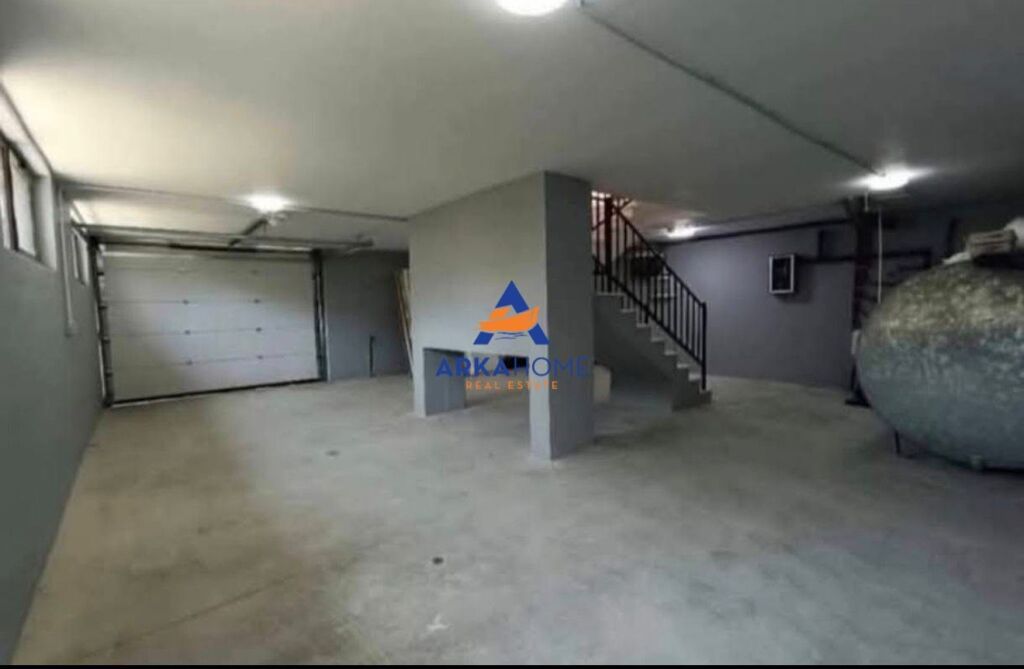 VILLA IN AFFITTO 3 PIANI "IN VIA ELBASAN" 250000 LEKE
