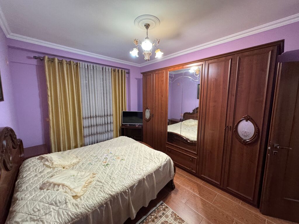For rent 1+1 At 21 Dhjetori