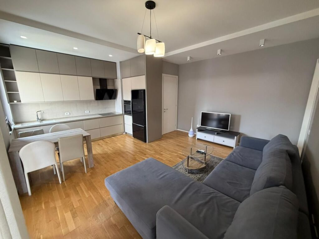 📣 FOR RENT Apartment 2+1+2 With Parking 📍 Delijorgji Complex 🛣️ “Kavajes” Street ✨