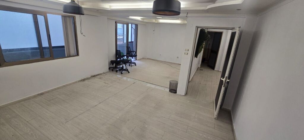 Premises for rent Willson Square !