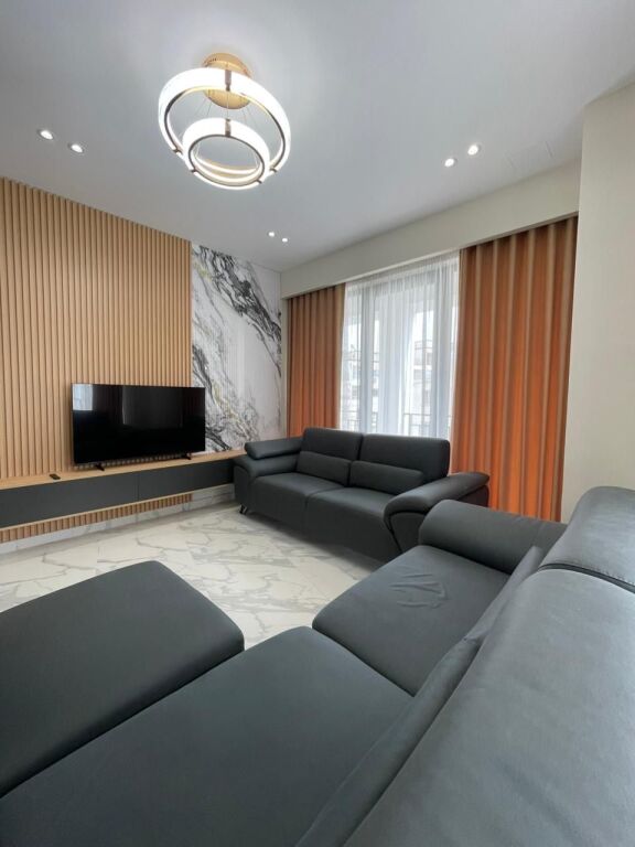 Appartamento 2+1+ veranda in vendita a Urban Gate