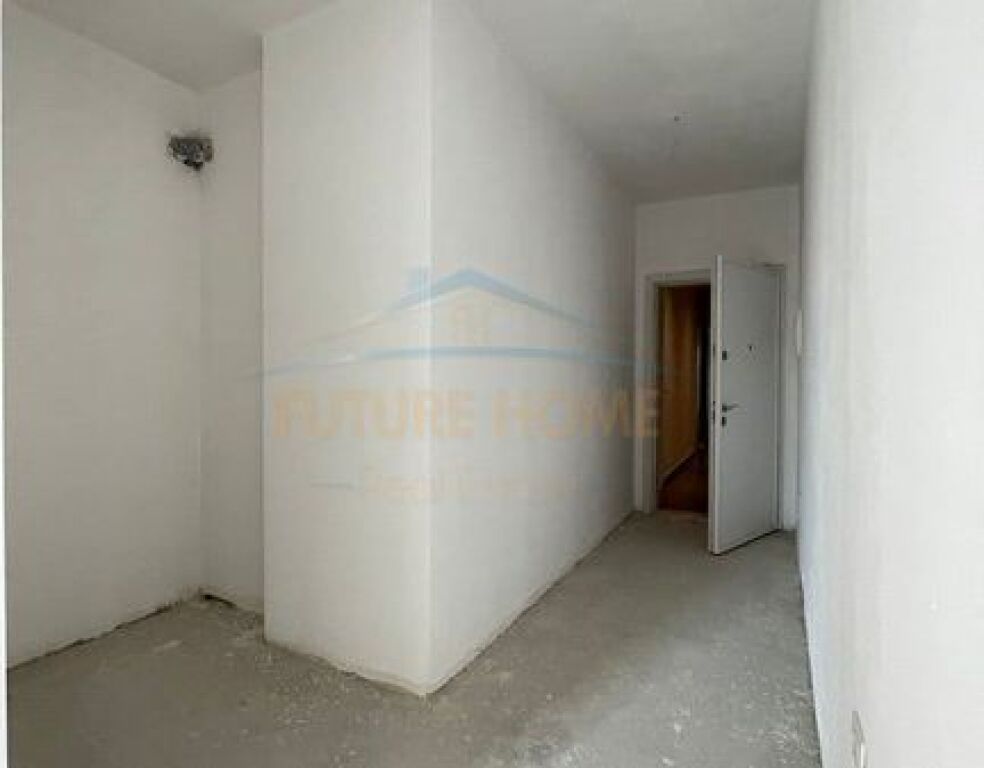 Apartment 3+1+2 for Sale, Tirana Entry I