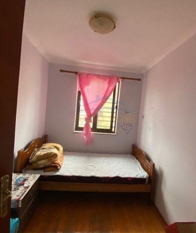 In vendita, Appartamento 2+1, Via Barrikadave, Tirana .