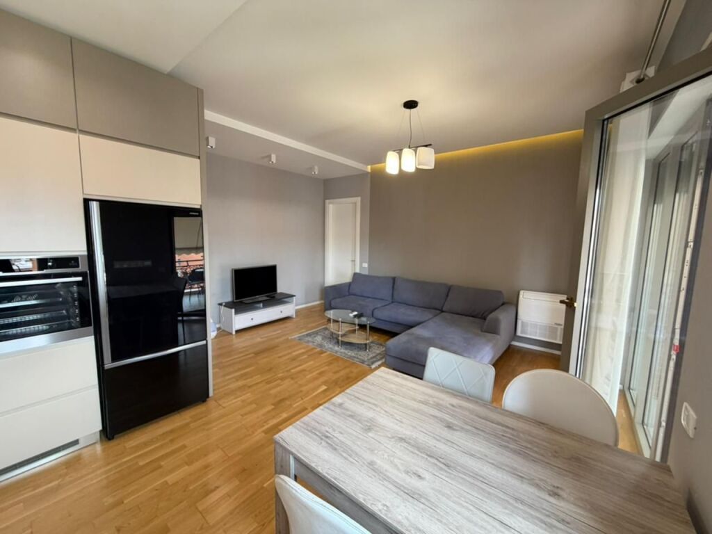 📣 FOR RENT Apartment 2+1+2 With Parking 📍 Delijorgji Complex 🛣️ “Kavajes” Street ✨