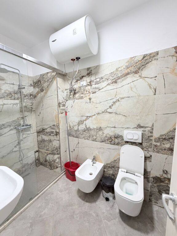 VENDESI APPARTAMENTO 2+1 SPITALLE,DURRES