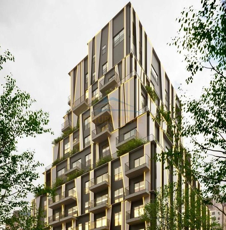 🏢 Locale commerciale di 123 m^2 in affitto – Via Barricade, Tirana! 🌟