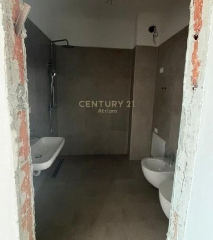 VENDIAMO APPARTAMENTO 2+1