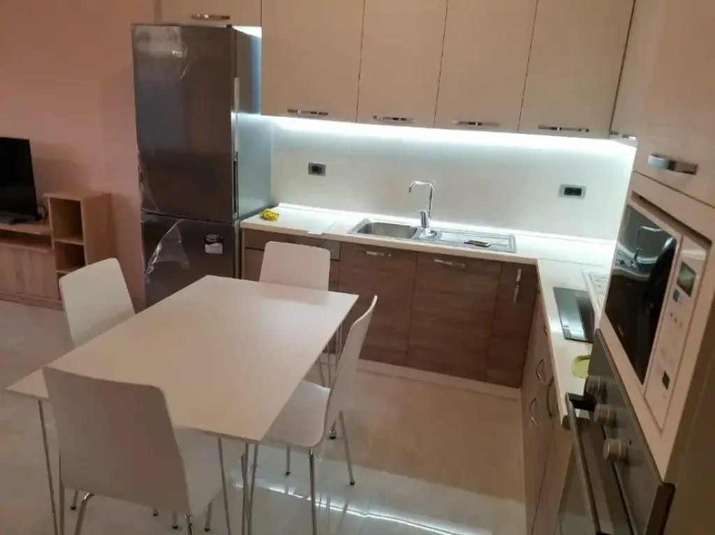 Apartament 1+1 me qera tek Myslym Shyri