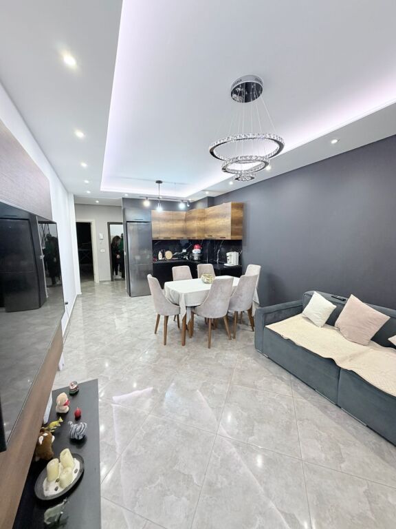 VENDESI APPARTAMENTO 2+1 SPITALLE,DURRES