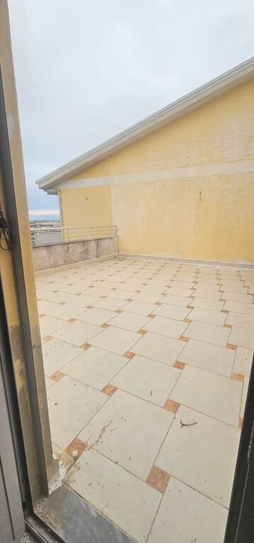 APPARTAMENTO 3+1 IN VENDITA CON PISCINA SPIAGGIA DURRES