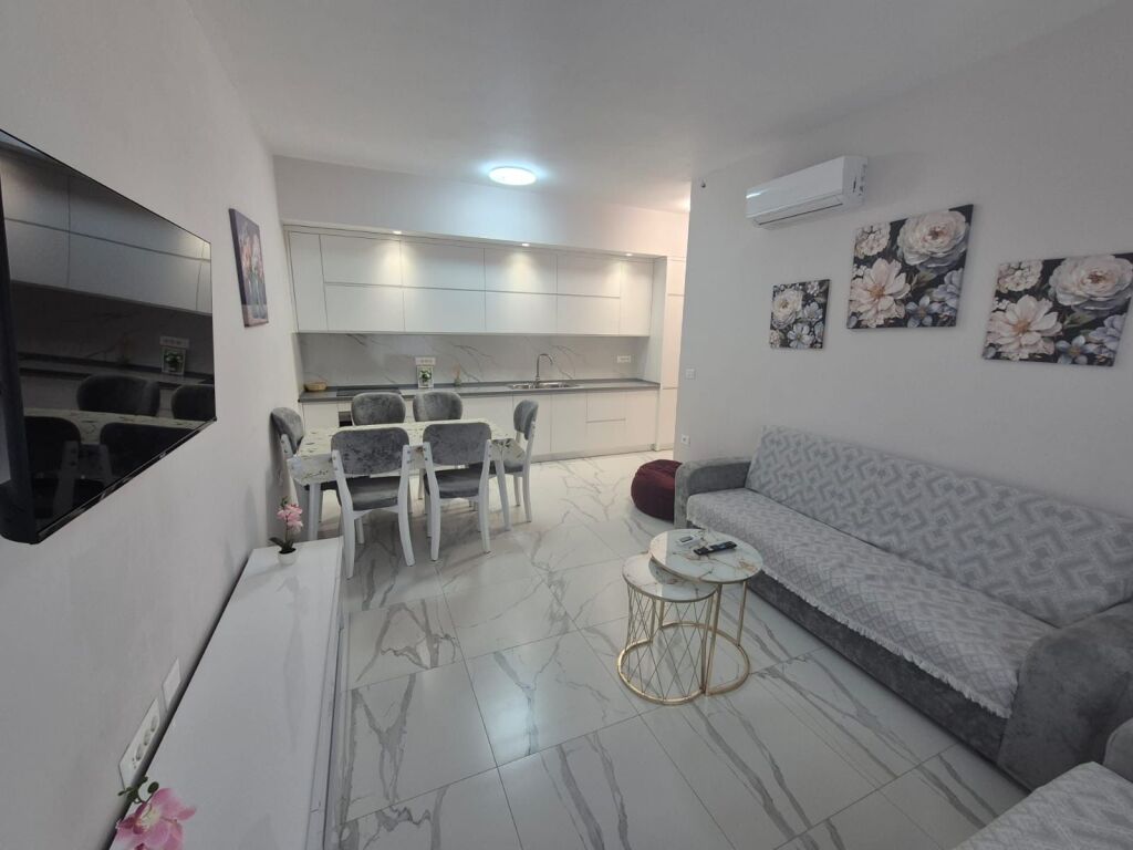 Rent apartment 2+1+2  Aviation field near Spari