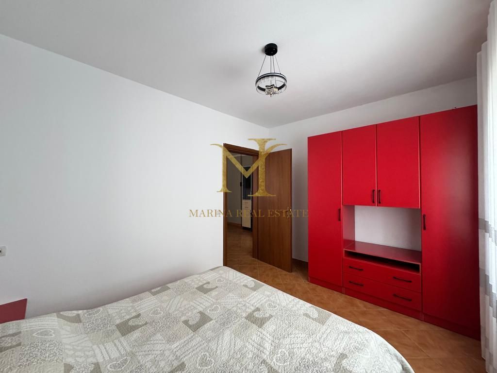 Shitet apartament 1+1 ne Shkembi Kavajes, kati 4 pa ashensor