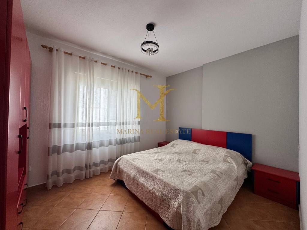 Shitet apartament 1+1 ne Shkembi Kavajes, kati 4 pa ashensor