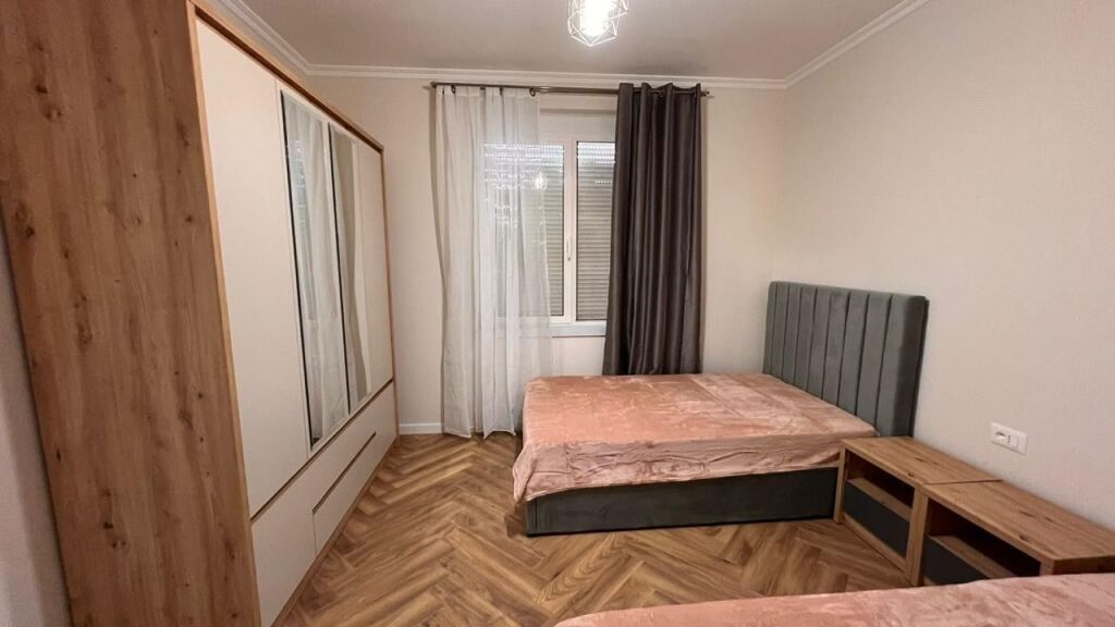 Apartment 2+1+2 for rent on Kavaja Street