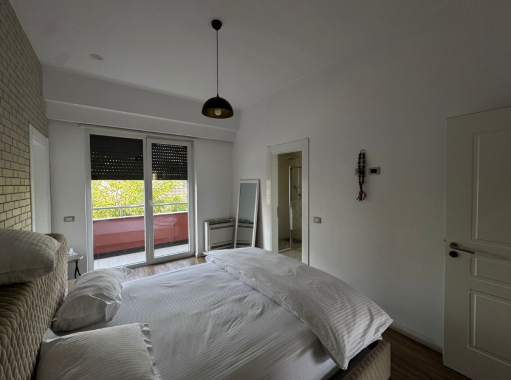 🏡 APPARTAMENTO DI LUSSO IN VENDITA 2+1+2 – VICINO AL LAGO ARTIFICIALE, VIA “SAMI FRASHËRI”