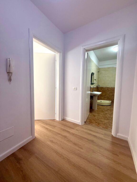 🏠 SHITET – Apartament 1+1 | Pranë Kompleksit Kontakt, 21 Dhjetori