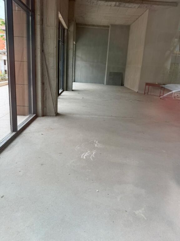 Shop For Rent Near the Red School (ID BD21878) Tirana