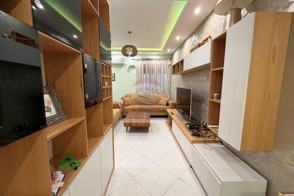 Apartment 3+1+2 for sale in Fresk