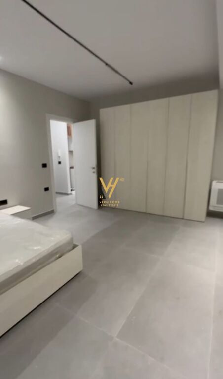 VENDESI APPARTAMENTO 1+1+BLK VICINO ALLA SCUOLA UNITA 115.000 EURO