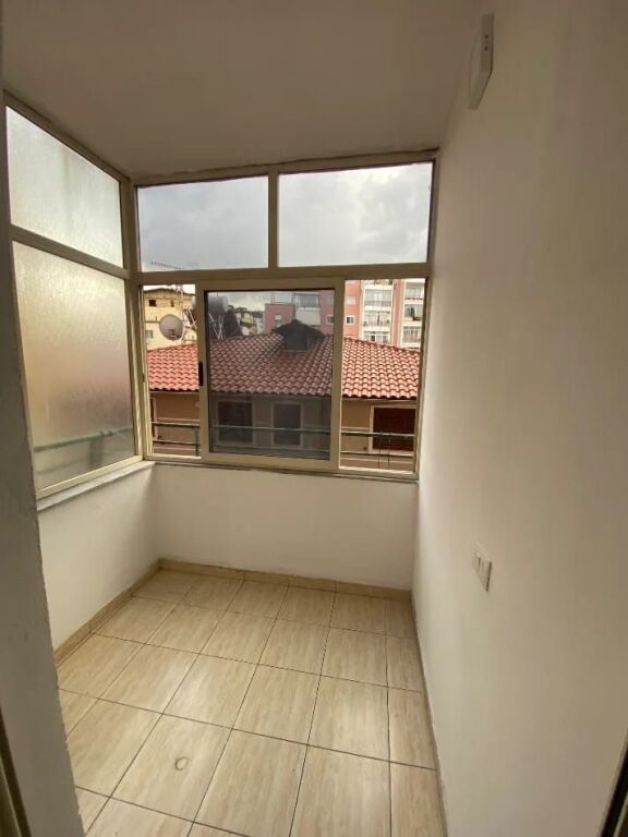 Affittasi Appartamento 2+1+1 Balcone