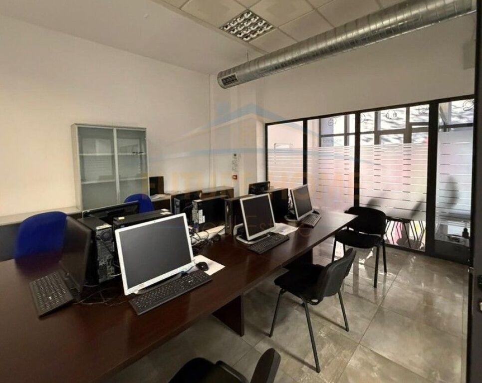 Rent, Business premises, Selvia, Tirana.