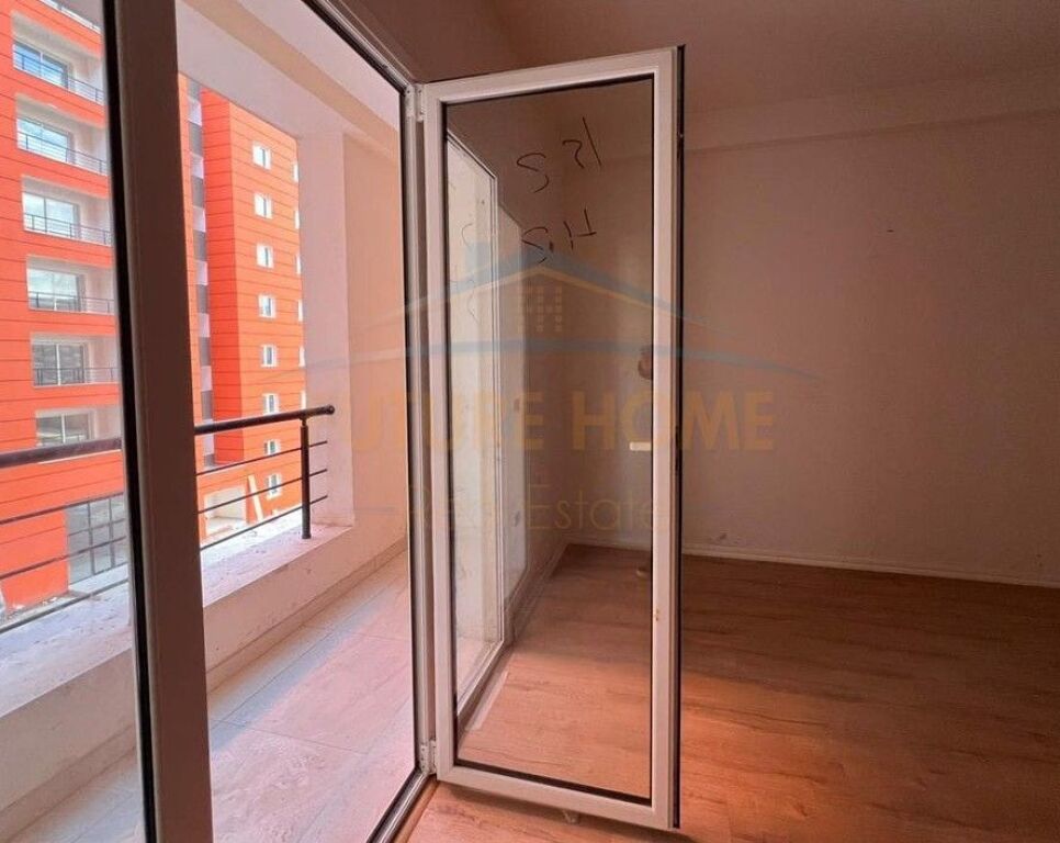 In vendita, Appartamento 1+1, Yzberisht