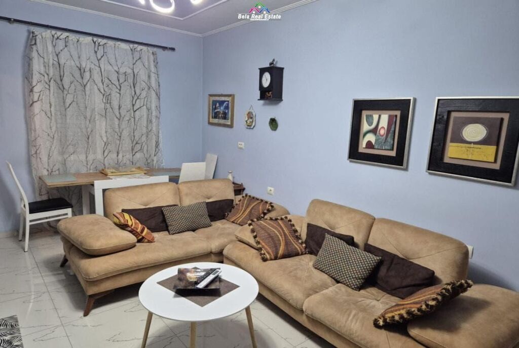Apartament Me qera 2+1 Tek Ish Tregu Elektrik (ID B221421) Tirane