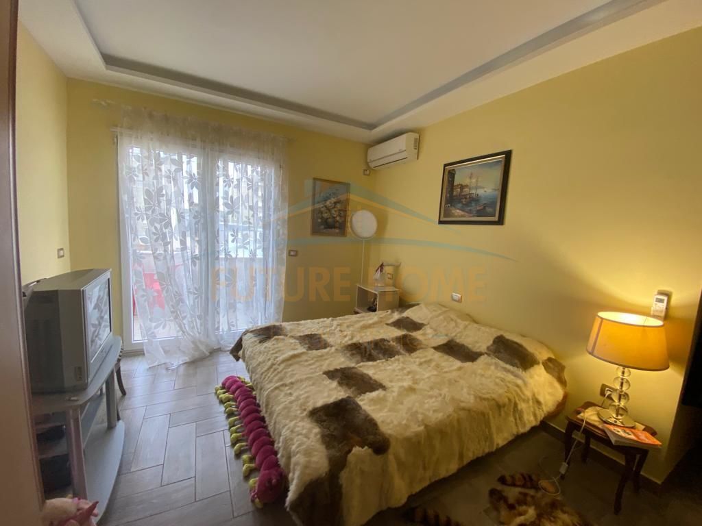 Qera, Apartament 3+1+2, ne Vollga, Durres